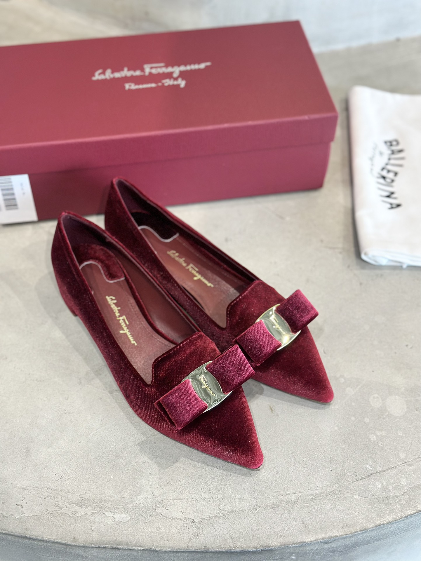 Women's high heels